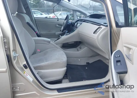 2011 Toyota Prius Three z USA, uszkodzony, nr VIN JTDKN3DU2B1409431